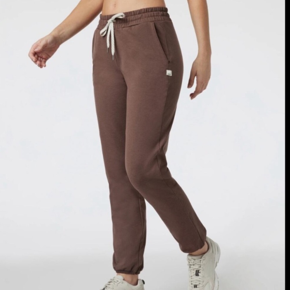 🎁Vuori Dream Rust heather Knit Joggers- Small (2-4)
